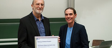 Prof. Donald Hilvert with host Prof. Claudia Höbartner (photo: C. Stadler)