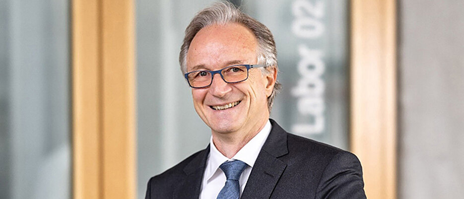 Porträtfoto von Professor Frank Würthner