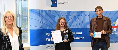 IHK Vice President Trips, awardee Schöpf, trainer Dr. Stadler