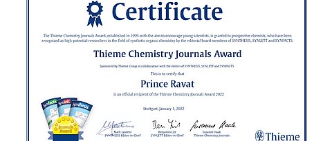 [Translate to Englisch:] Die Urkunde des Thieme Chemistry Journals Awards (Ausschnitt)