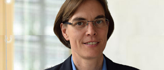 Prof. Dr. Claudia Höbartner