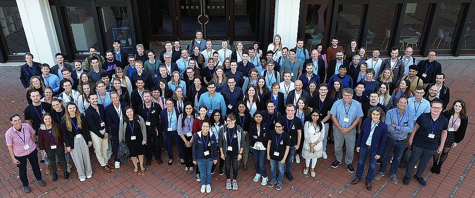 Group picture of the XI. Nucleic Acid Chemistry Meeting (Photo: A. Heckel)