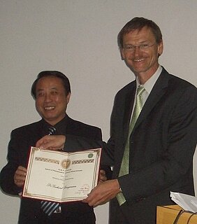 Dean J. Liu, G. Bringmann