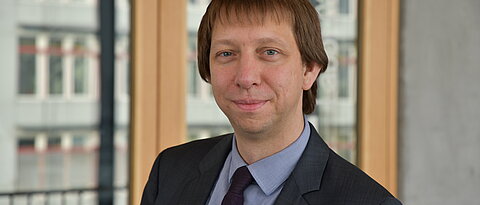 Prof. Dr. Holger Helten (Foto: Fakultät)